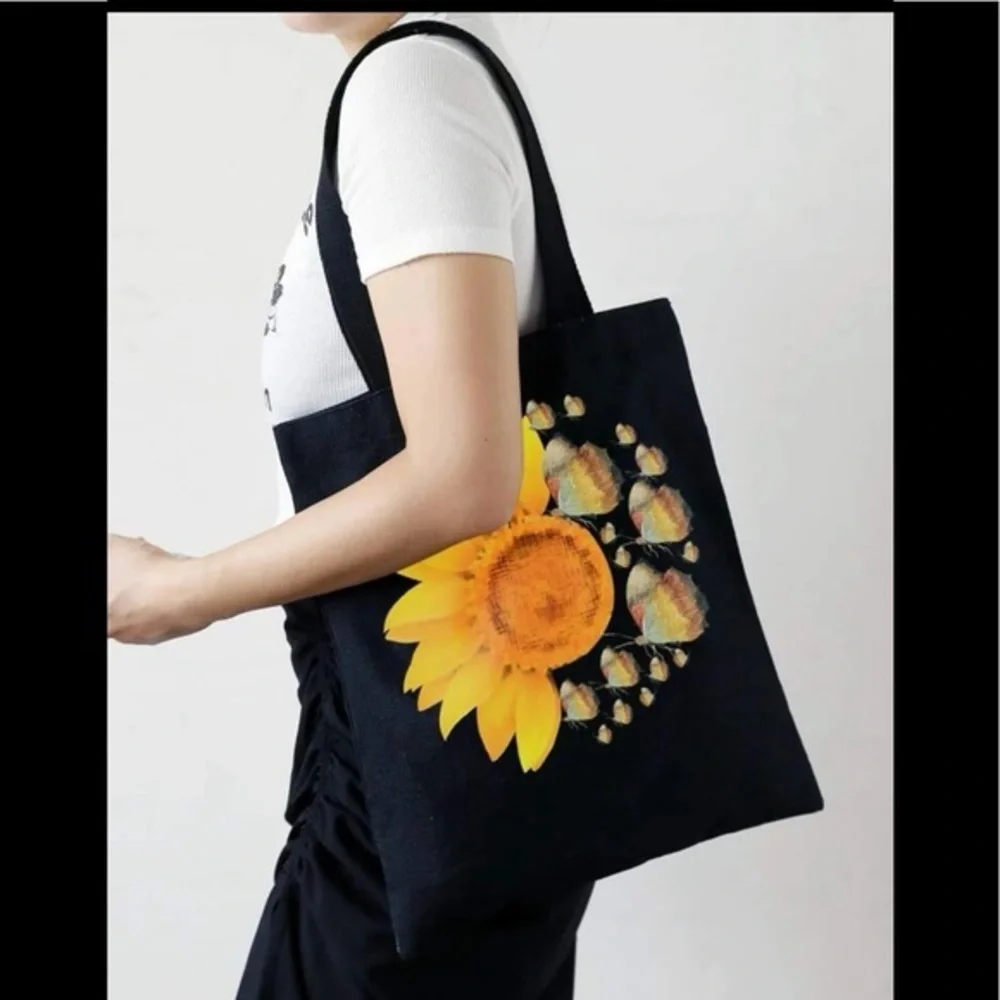 Sunflower Graphic Shopping Bag - Picture 4 of 6